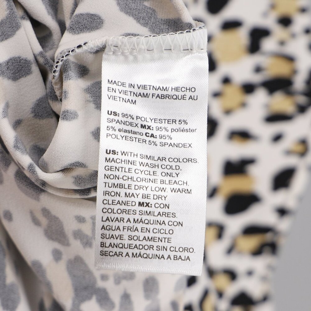 CHICO'S Leopard Contrast Geometric Border Long Sl… - image 7